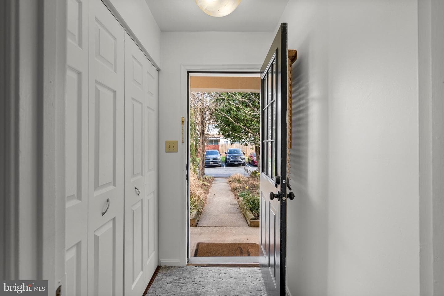 11908 Filly Lane photo 4