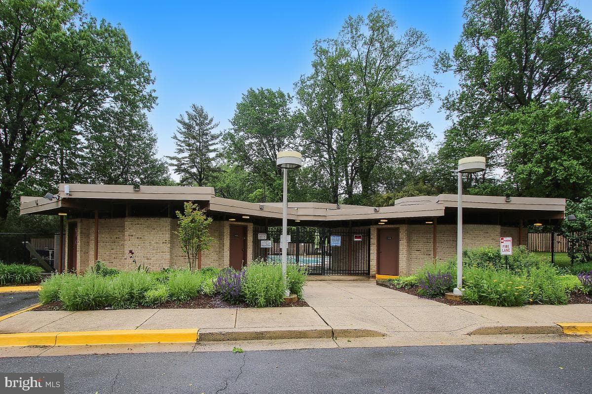 9039 Sligo Creek Parkway #903 photo 36
