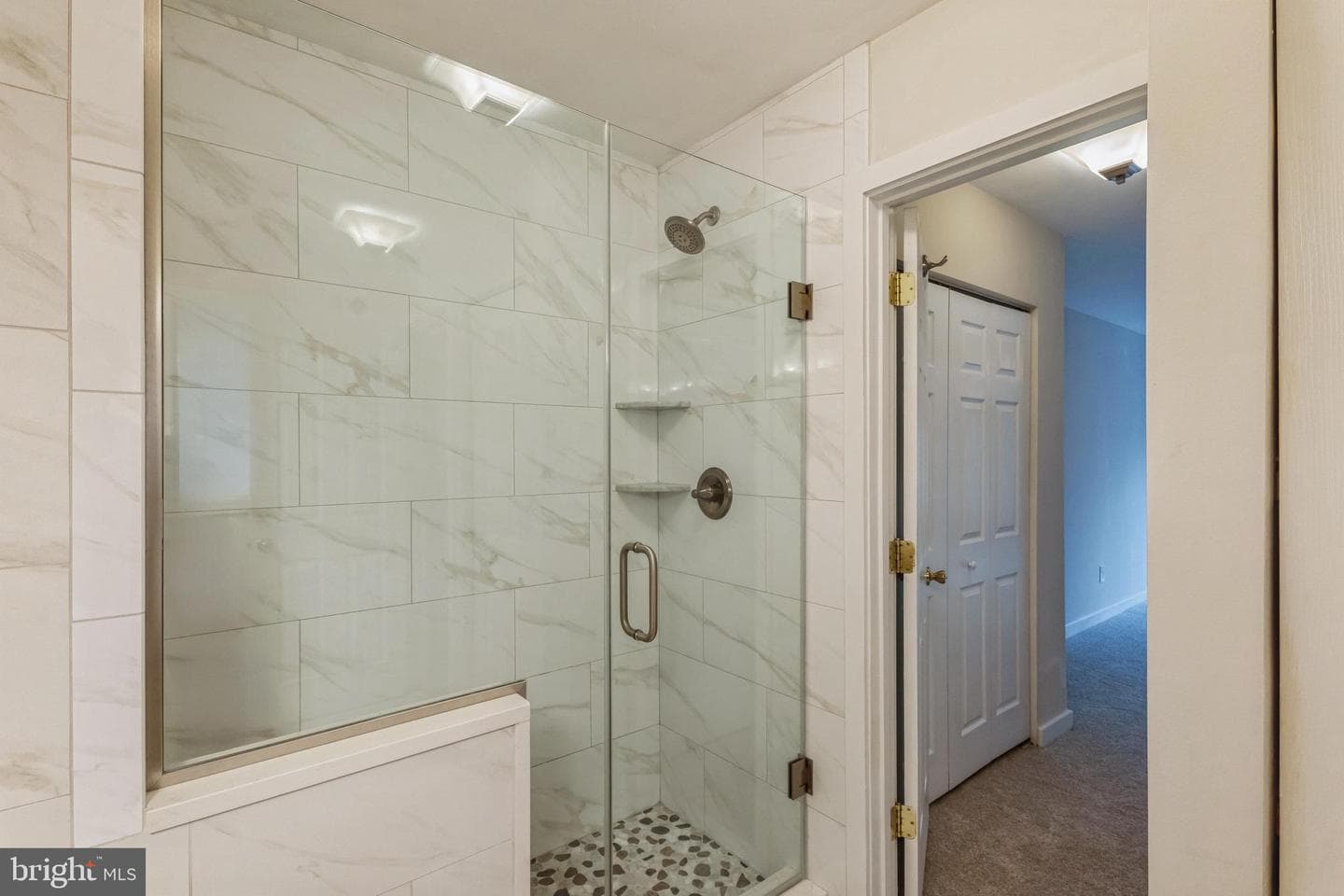 9809 Lake Shore Drive photo 11