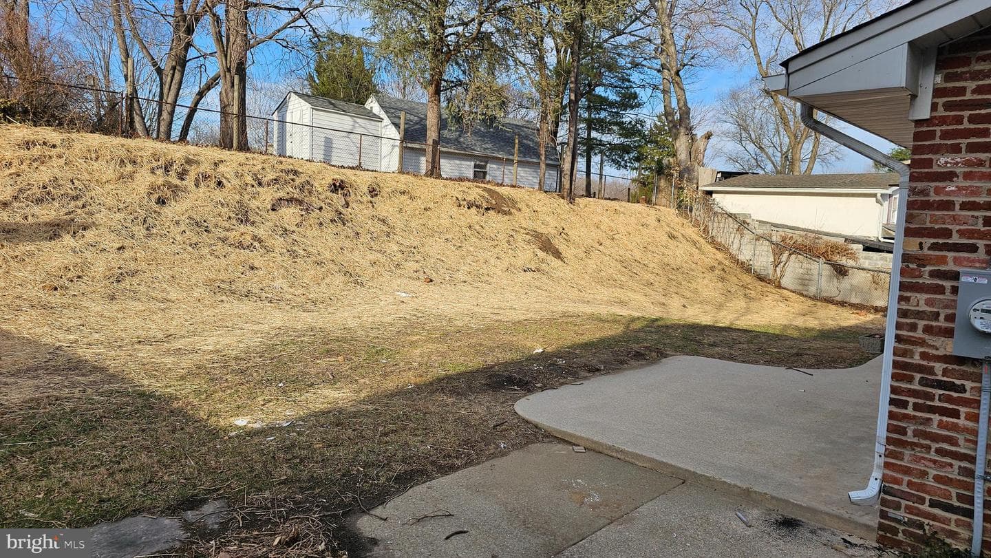 1014 Nora Drive photo 23
