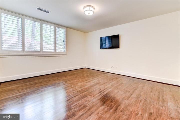 4940 Sentinel Drive #4-105 photo 10