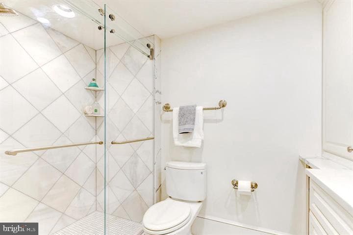 4940 Sentinel Drive #4-105 photo 14