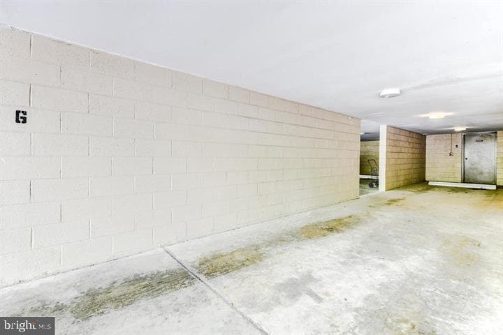 4940 Sentinel Drive #4-105 photo 23