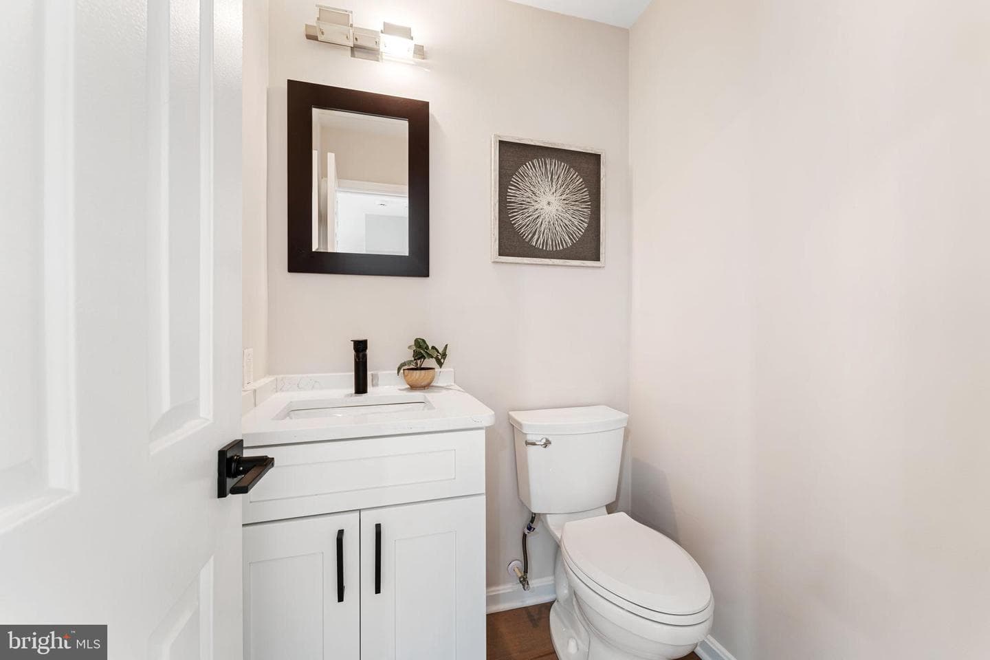 2308 Holly Spring Drive photo 10