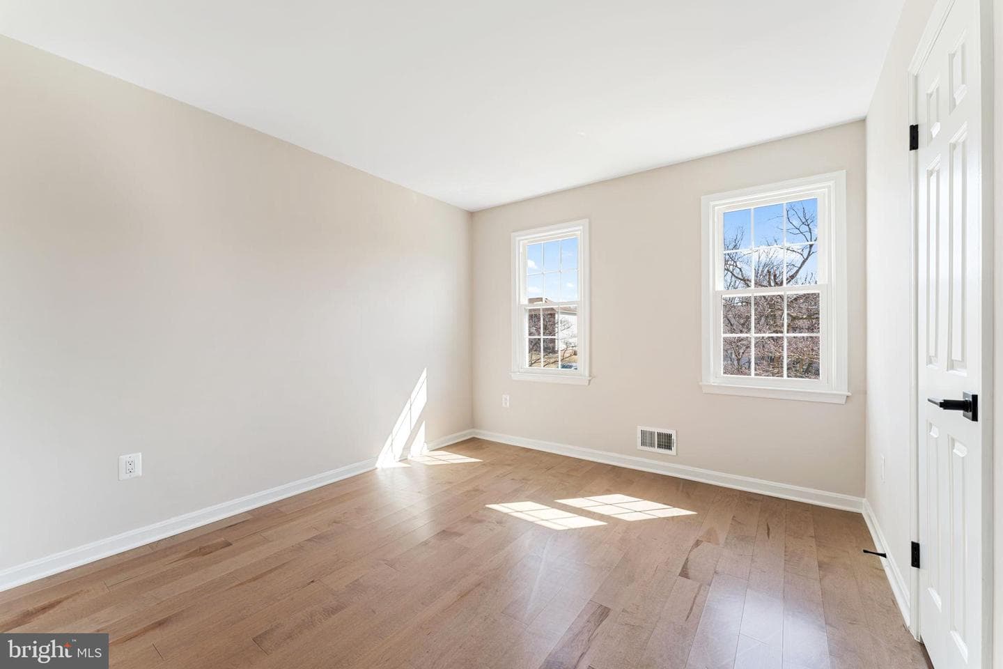 2308 Holly Spring Drive photo 22