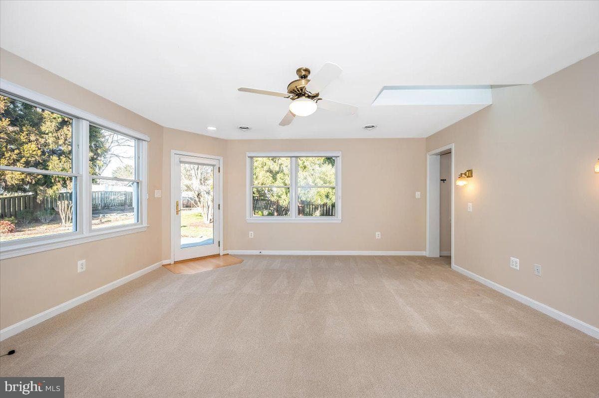 19805 Spurrier Avenue photo 19