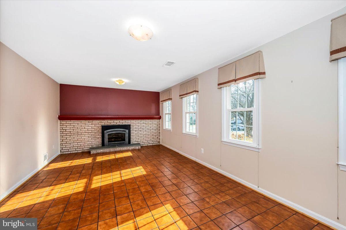 19805 Spurrier Avenue photo 23