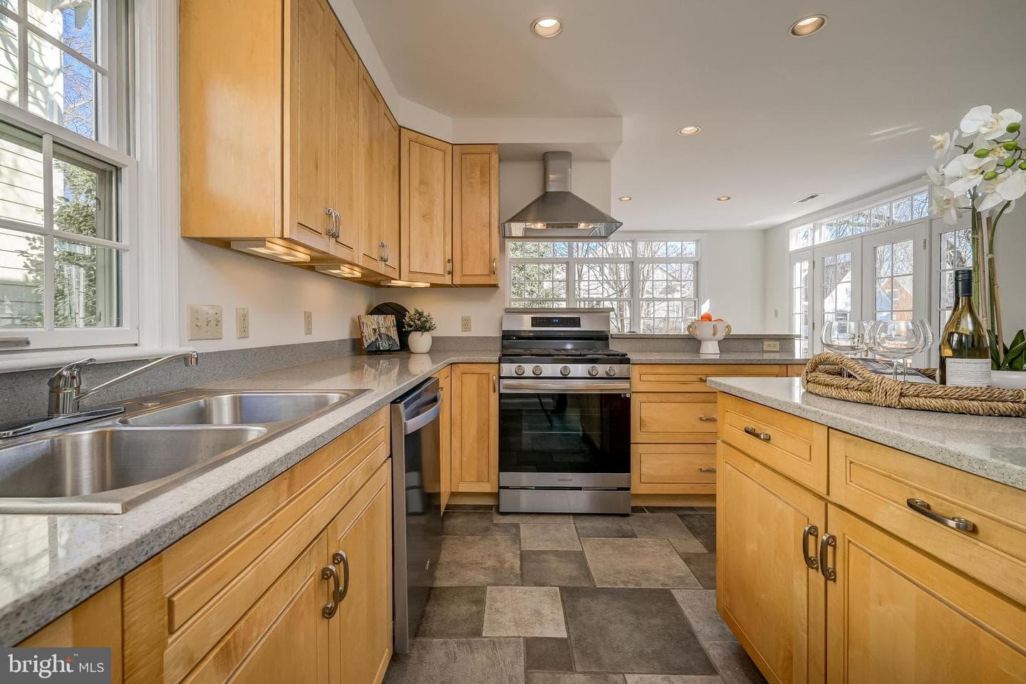 7817 Stratford Road photo 13