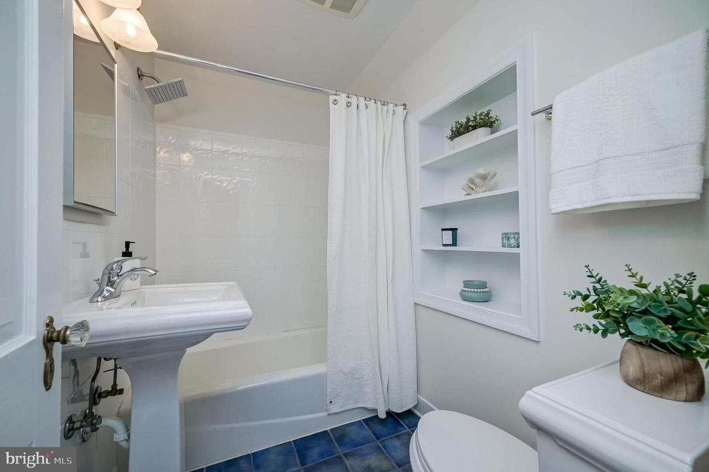 7817 Stratford Road photo 31