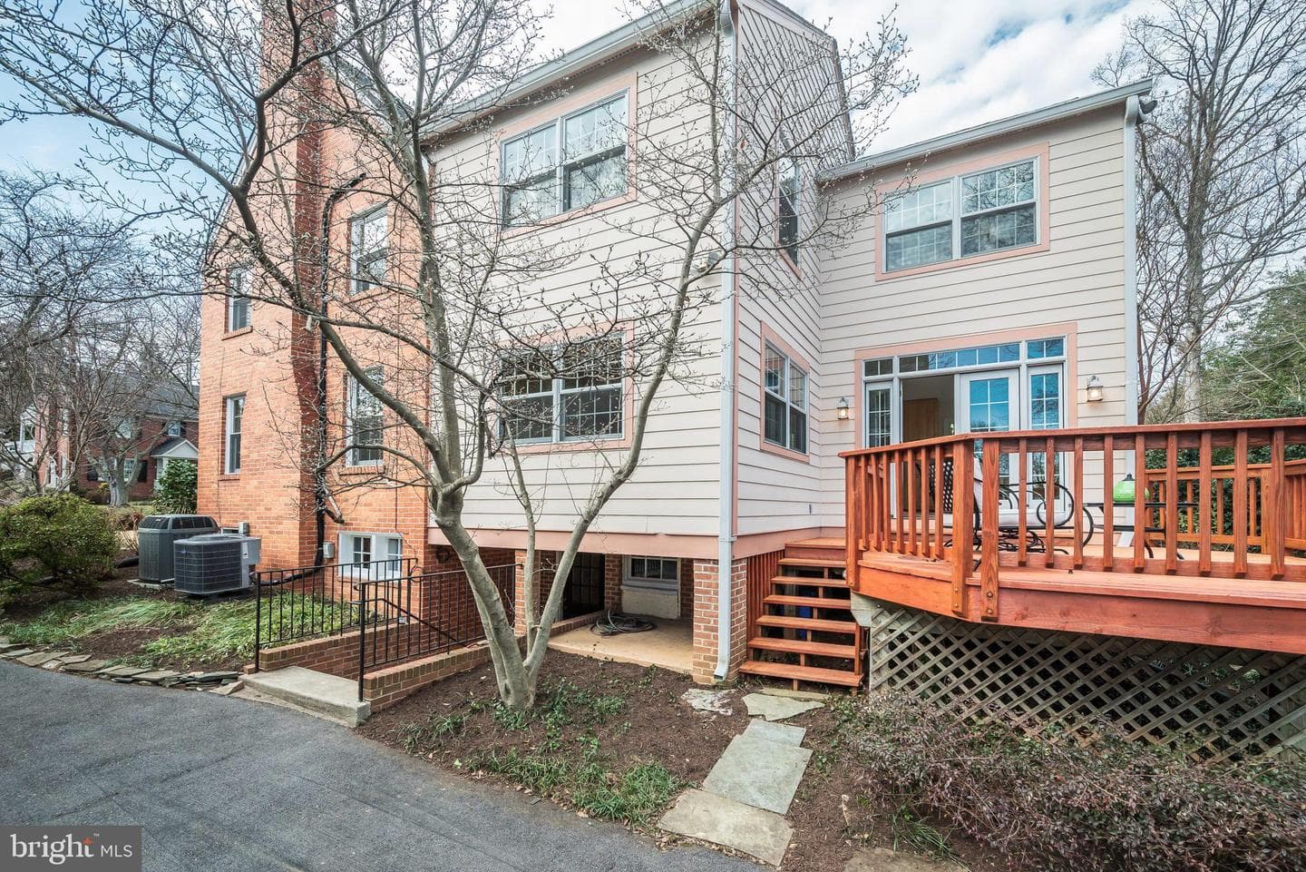 7817 Stratford Road photo 36