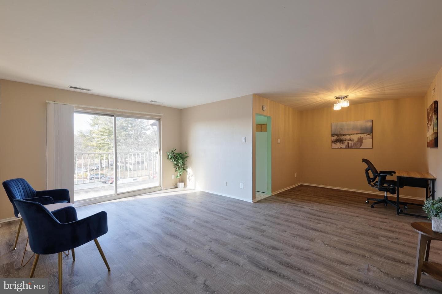 19301 Club House Road #302 photo 6