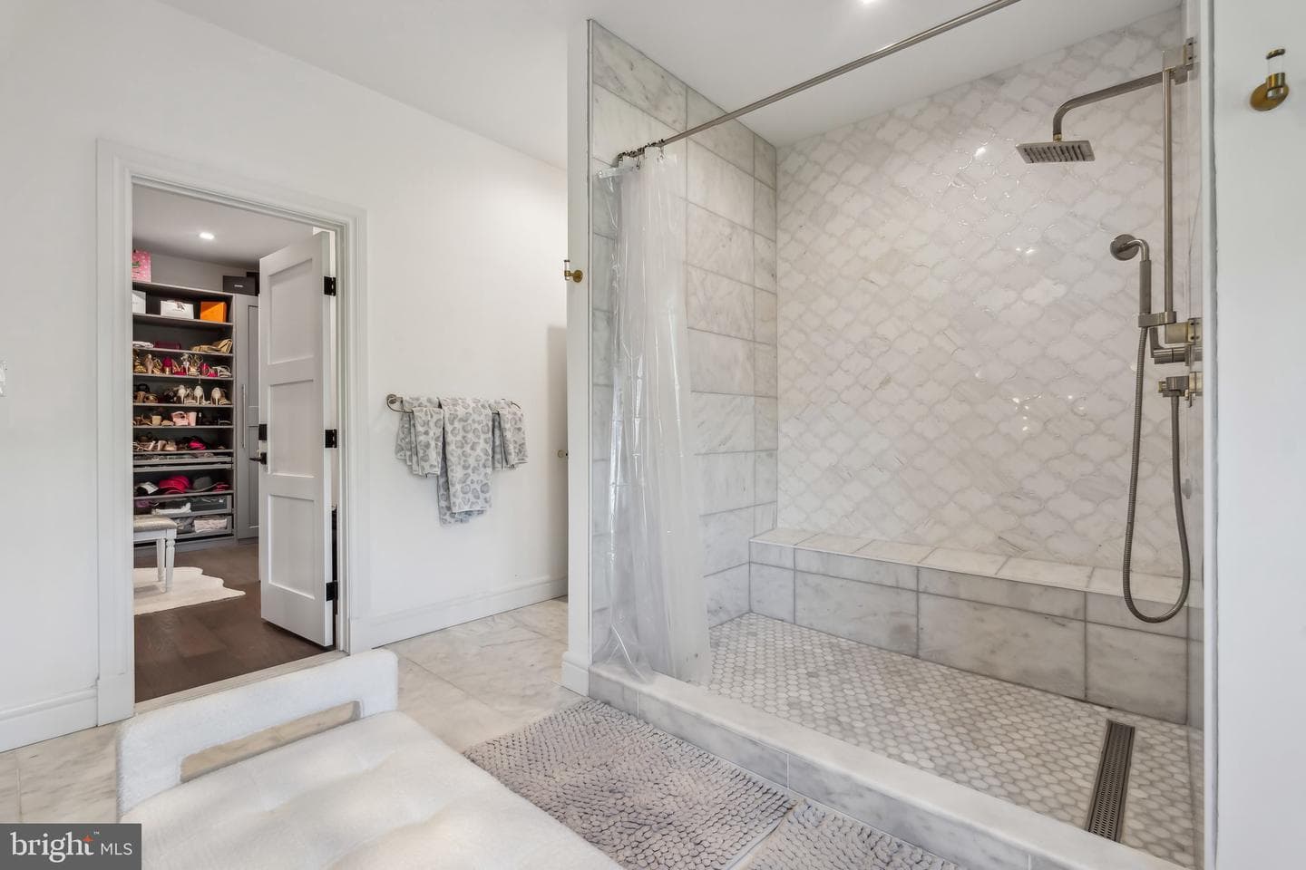 6025 Avon Dr photo 22