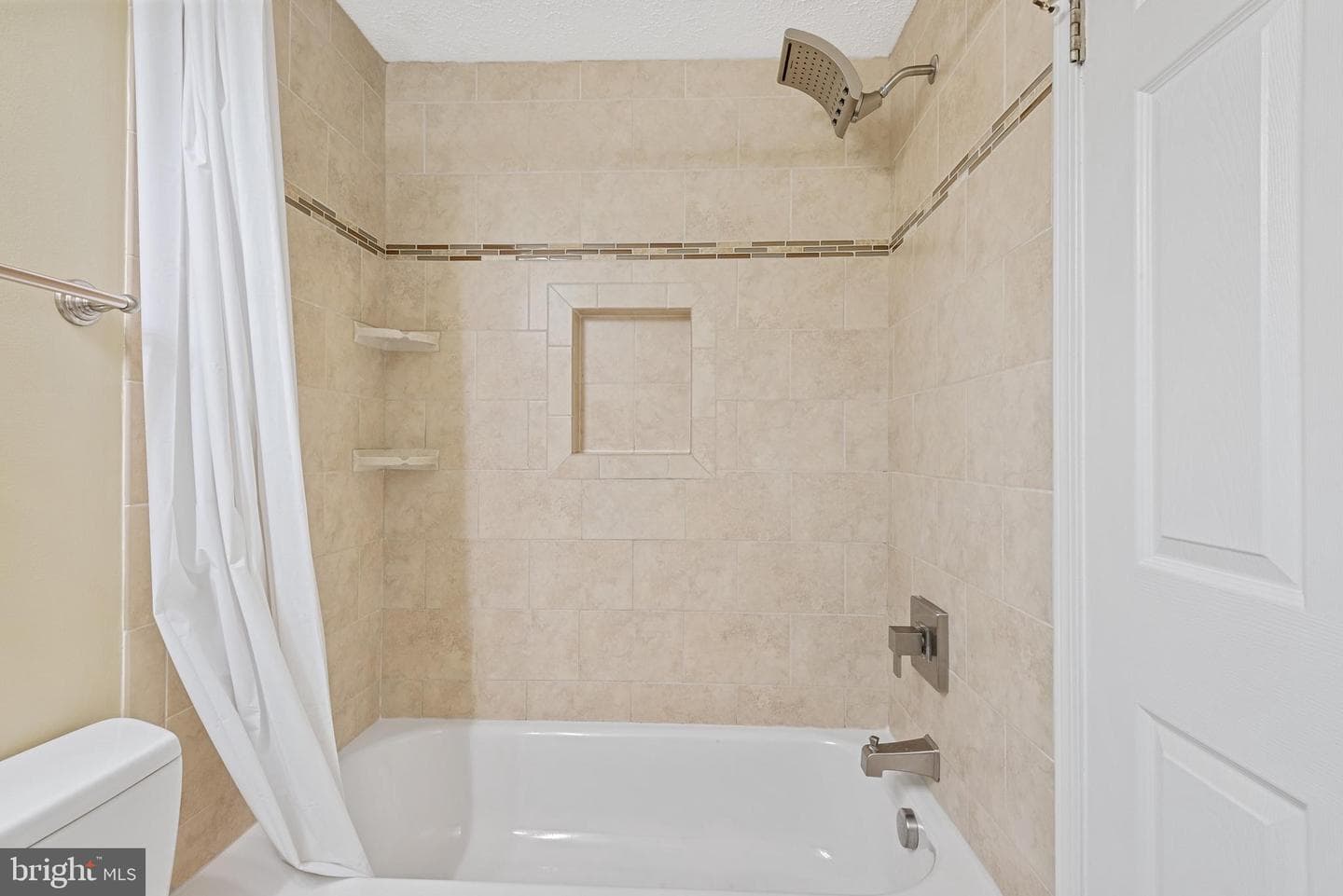502 Palmtree Drive photo 24