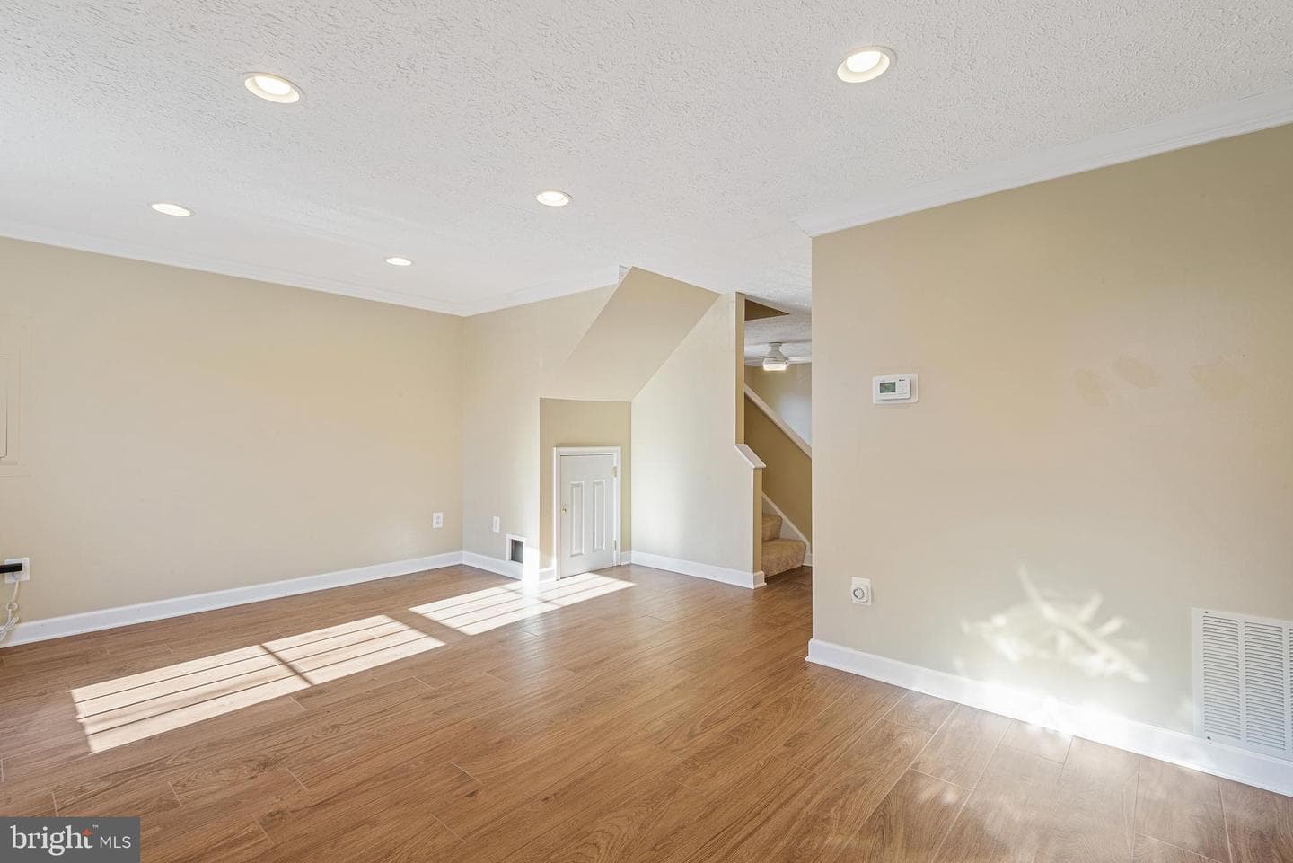502 Palmtree Drive photo 3