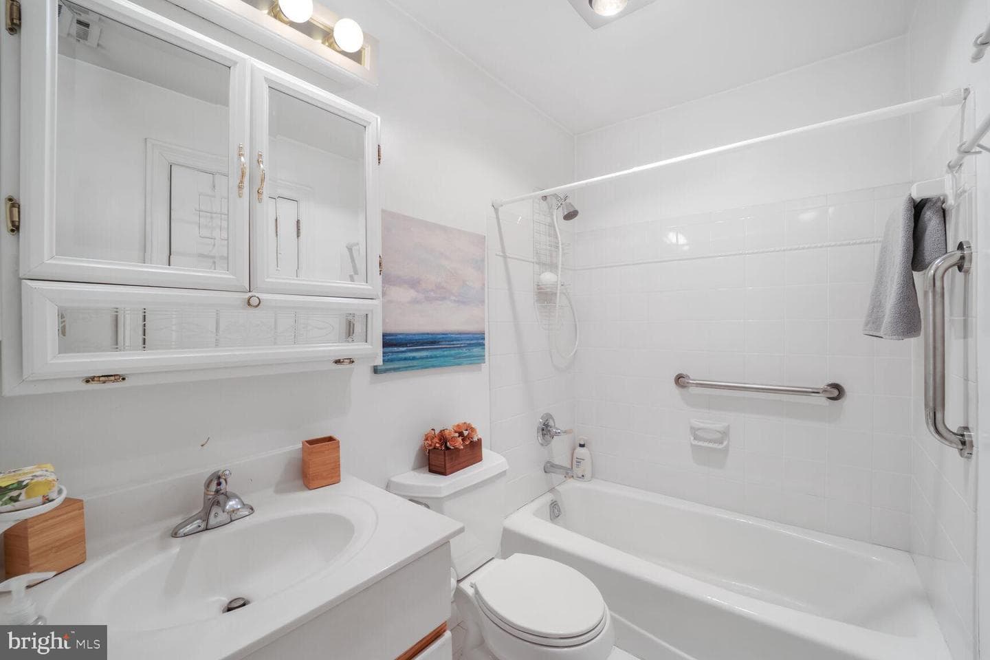 4820 Hampden Lane #r-5 photo 11