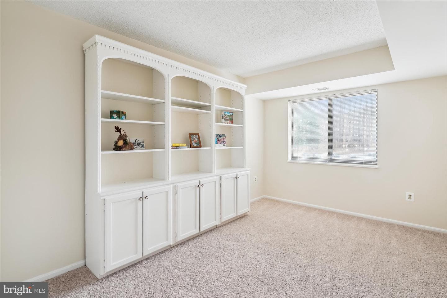 15100 Interlachen Drive #4-221 photo 23