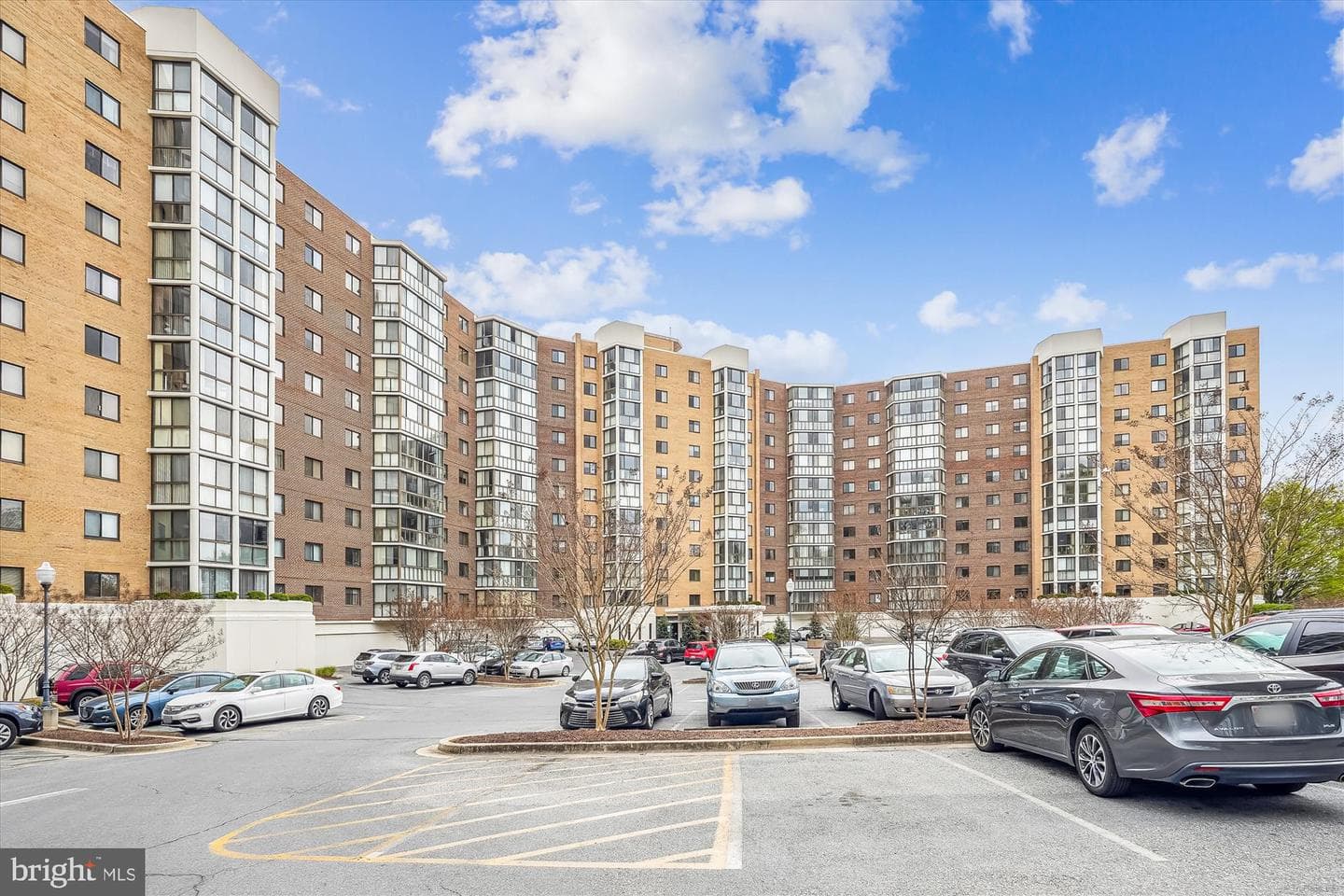 15100 Interlachen Drive #4-221 photo 35