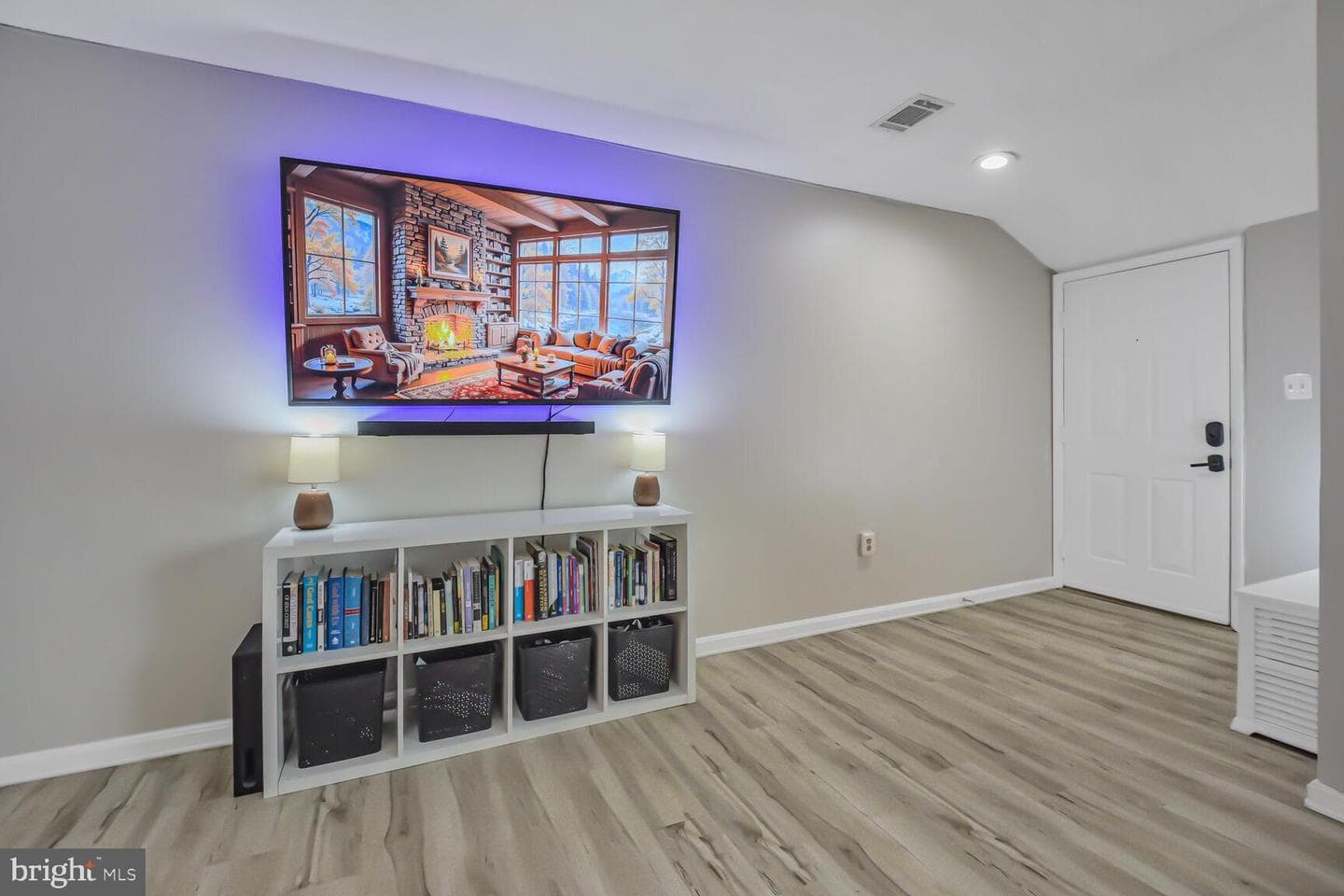 18343 Leman Lake Drive #806 photo 2