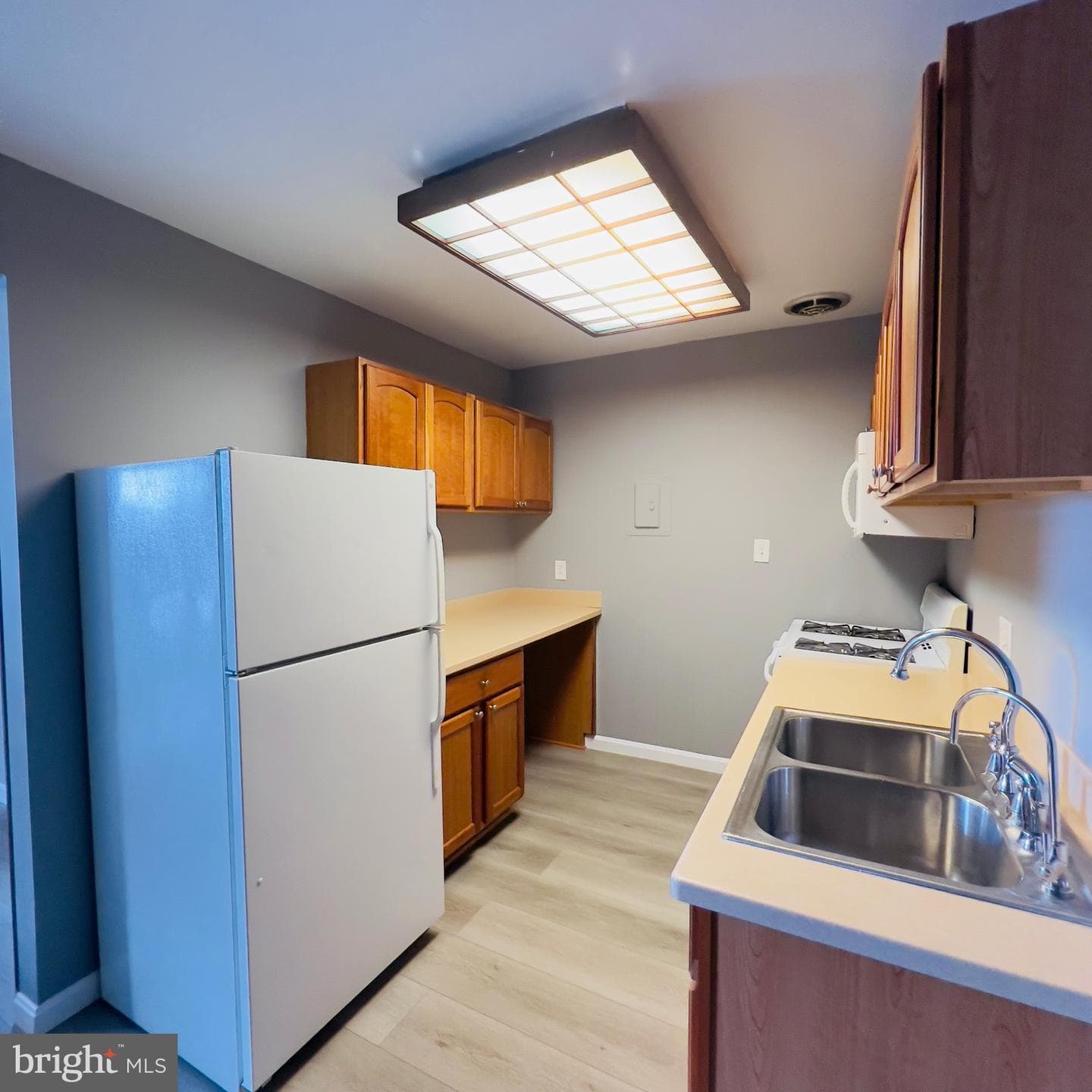 11903 Parklawn Drive #302 photo 13