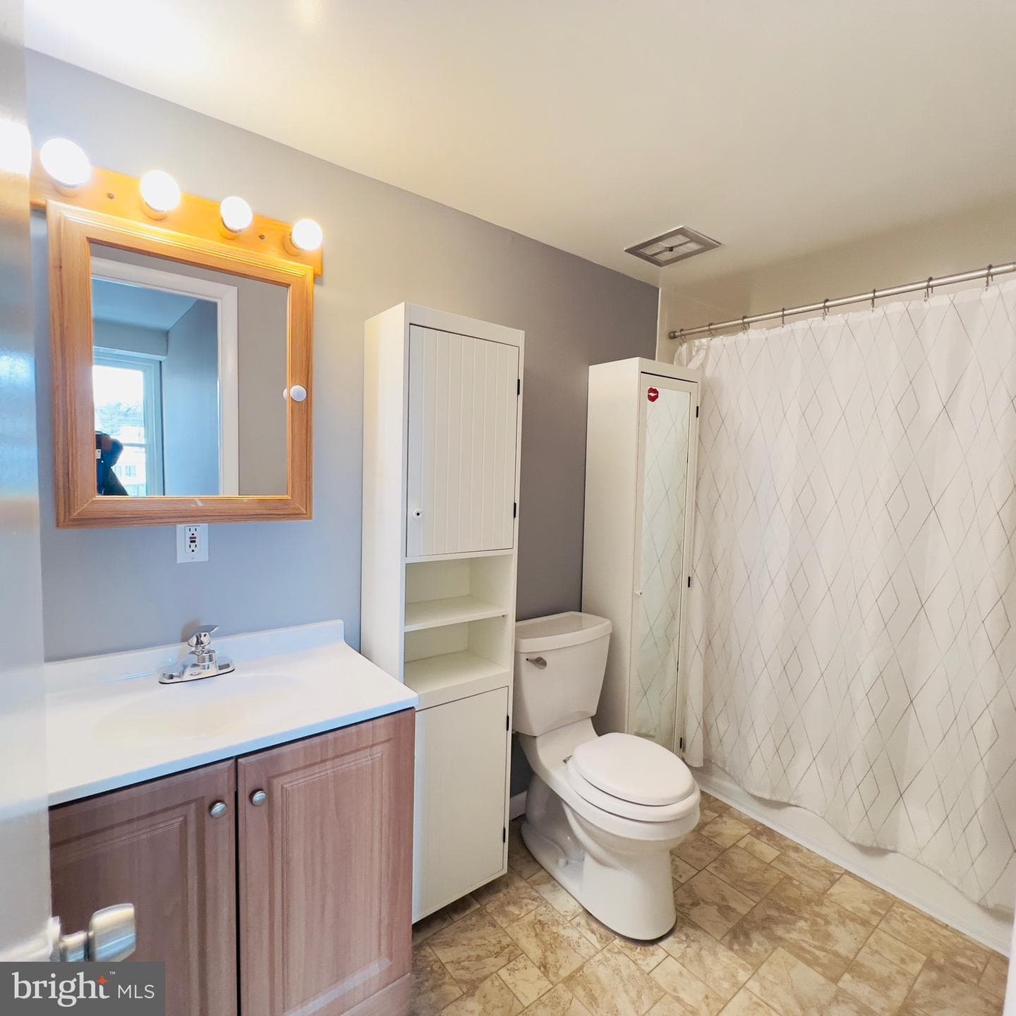 11903 Parklawn Drive #302 photo 6