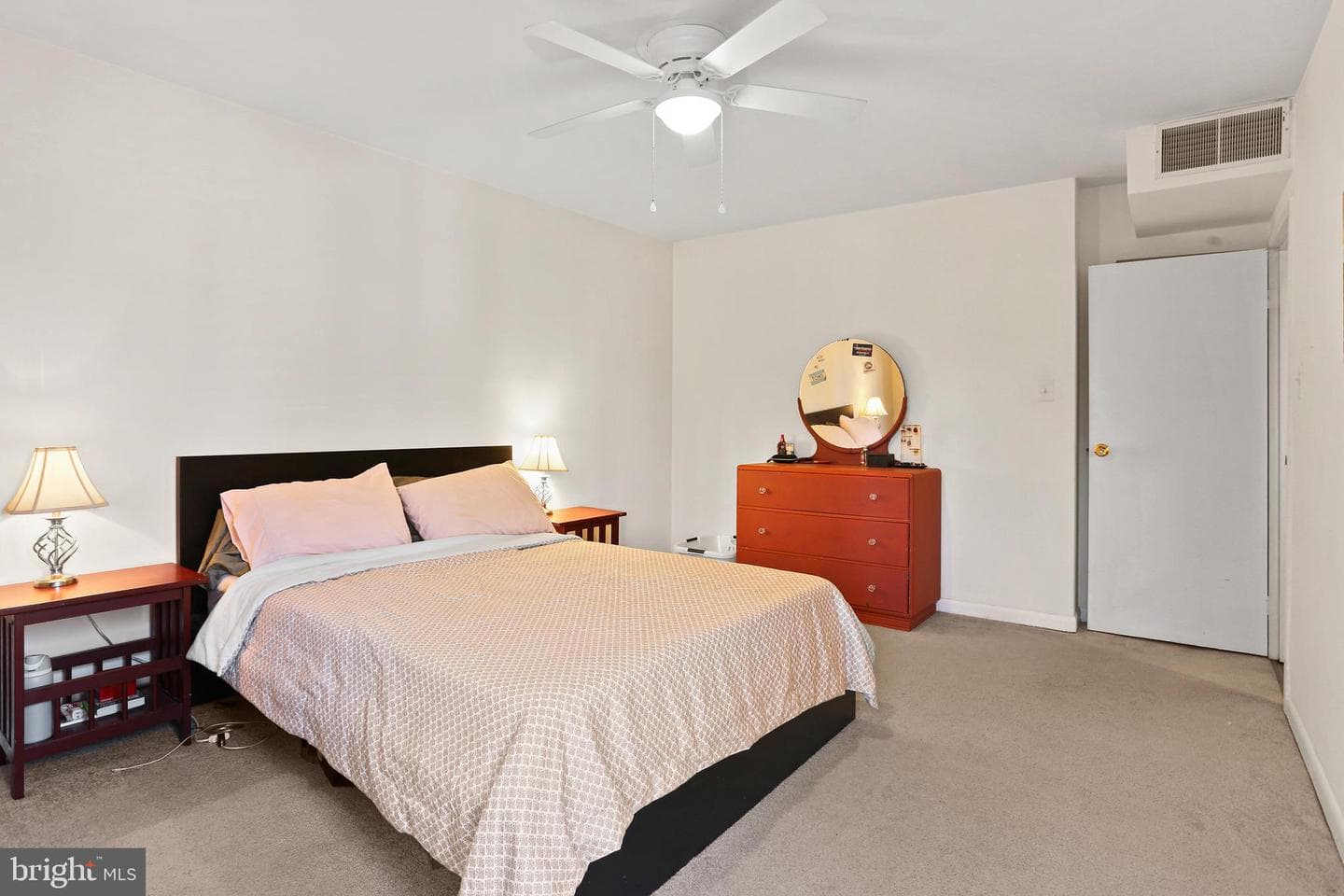 7611 Maple Avenue #810 photo 5