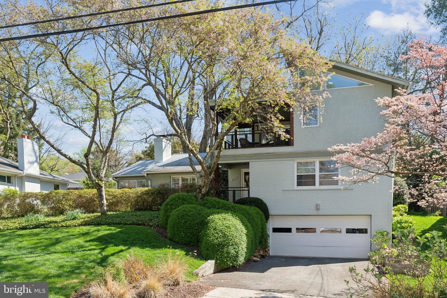 9621 E Bexhill Drive photo 3