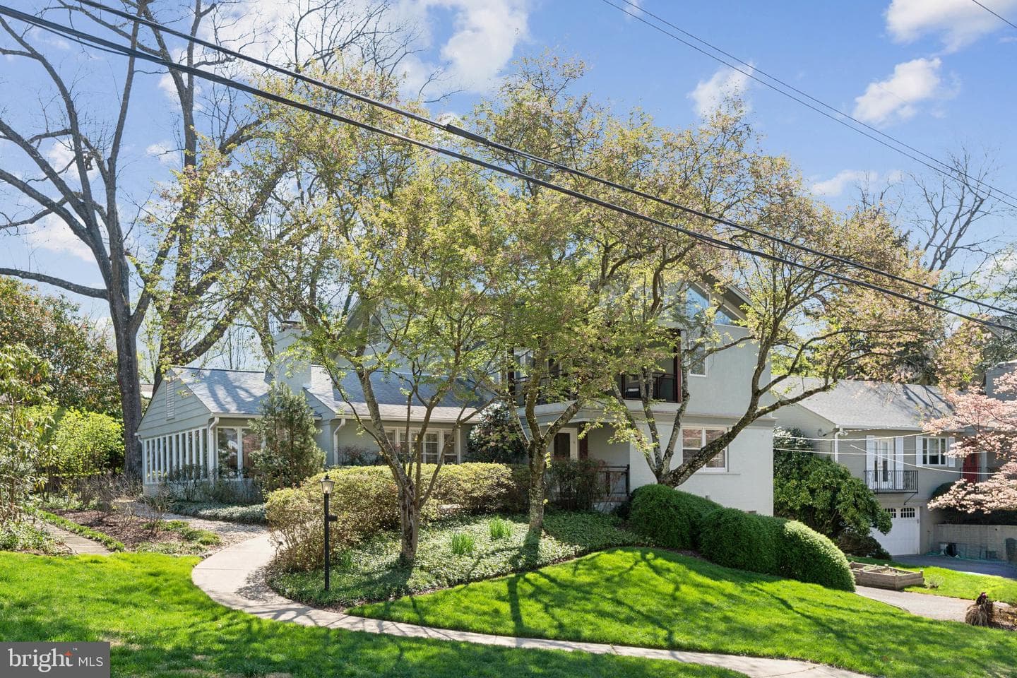9621 E Bexhill Drive photo 4