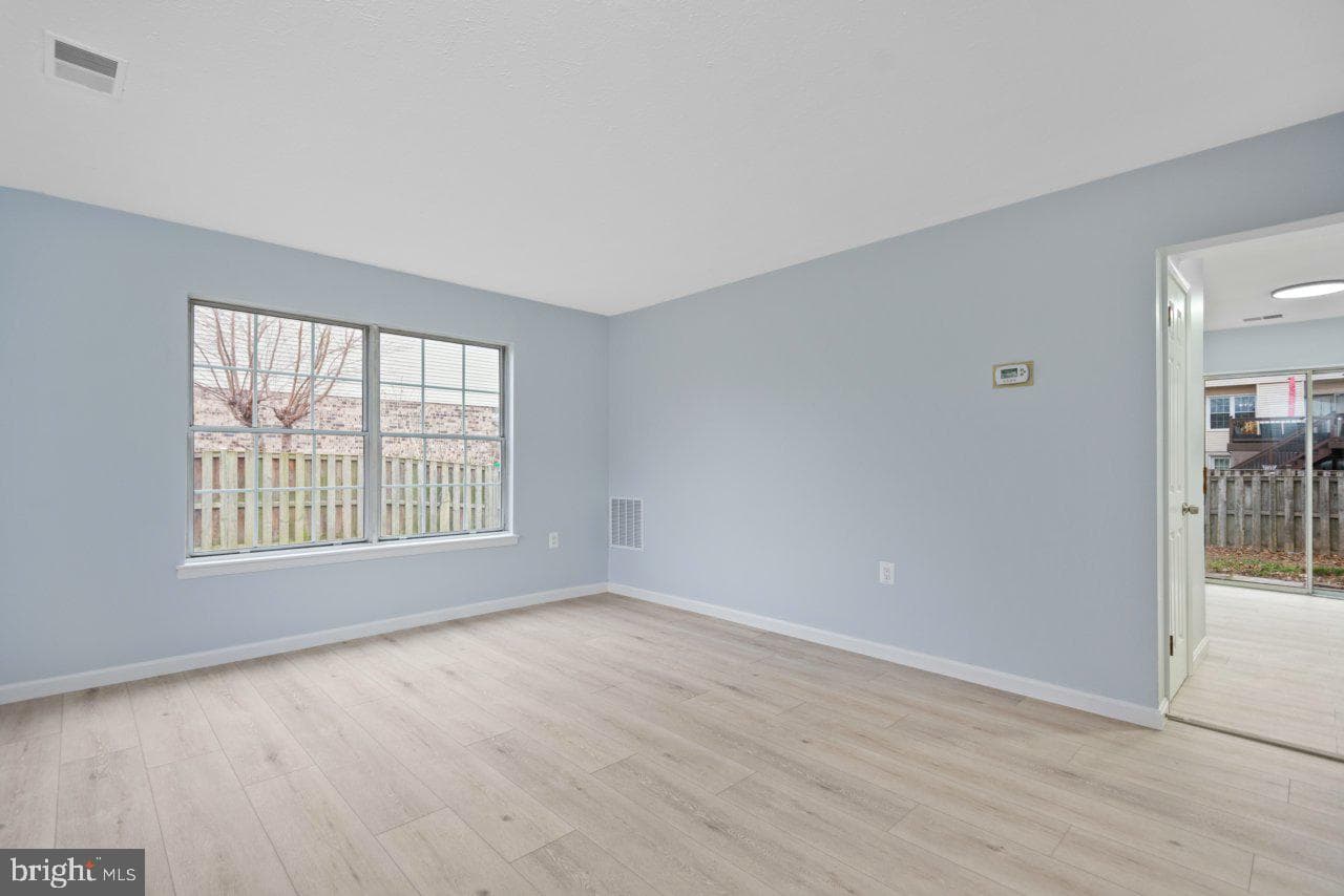 19526 Fetlock Drive photo 4