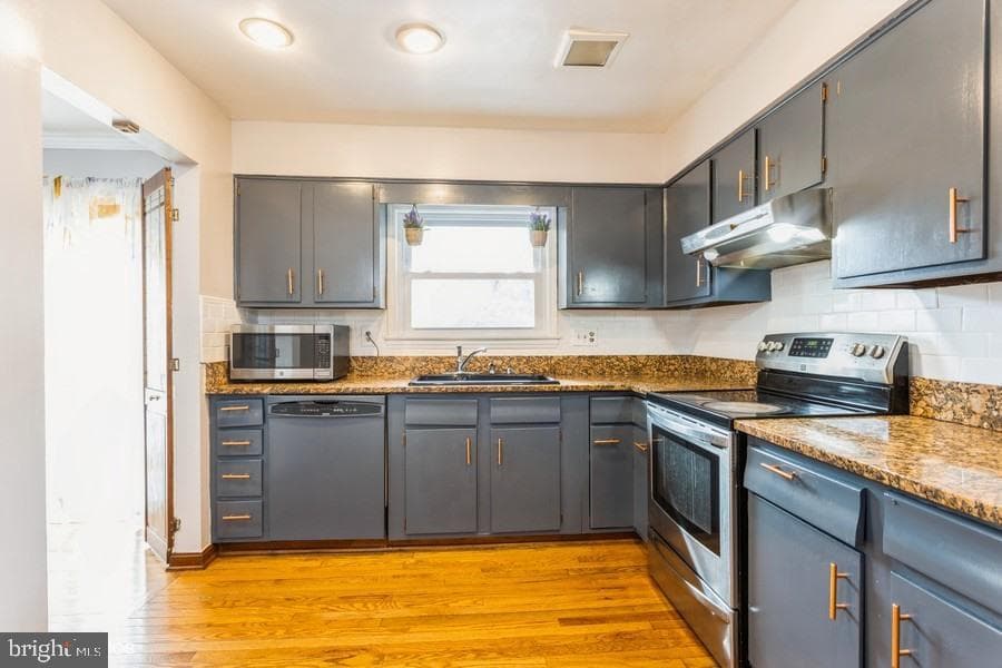 11408 Rambling Road photo 16