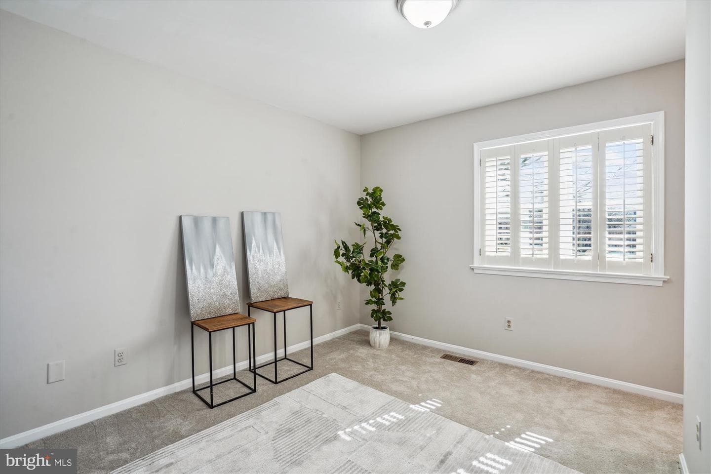 4871 Chevy Chase Drive #161 photo 17