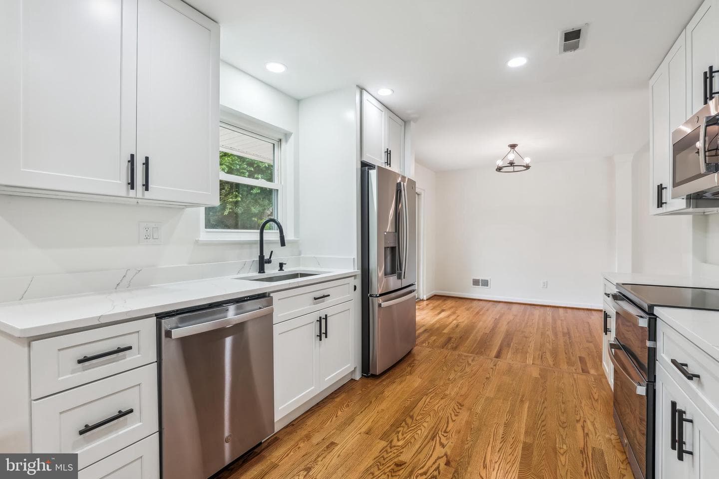 6503 Wilmett Road photo 13