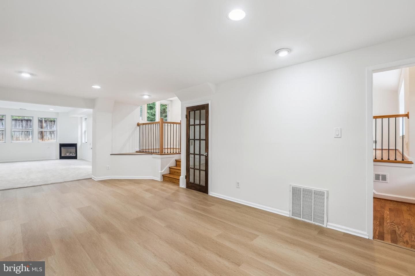 6503 Wilmett Road photo 17