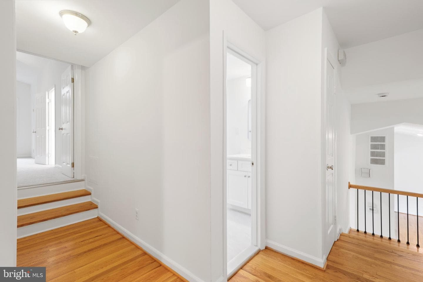 6503 Wilmett Road photo 27