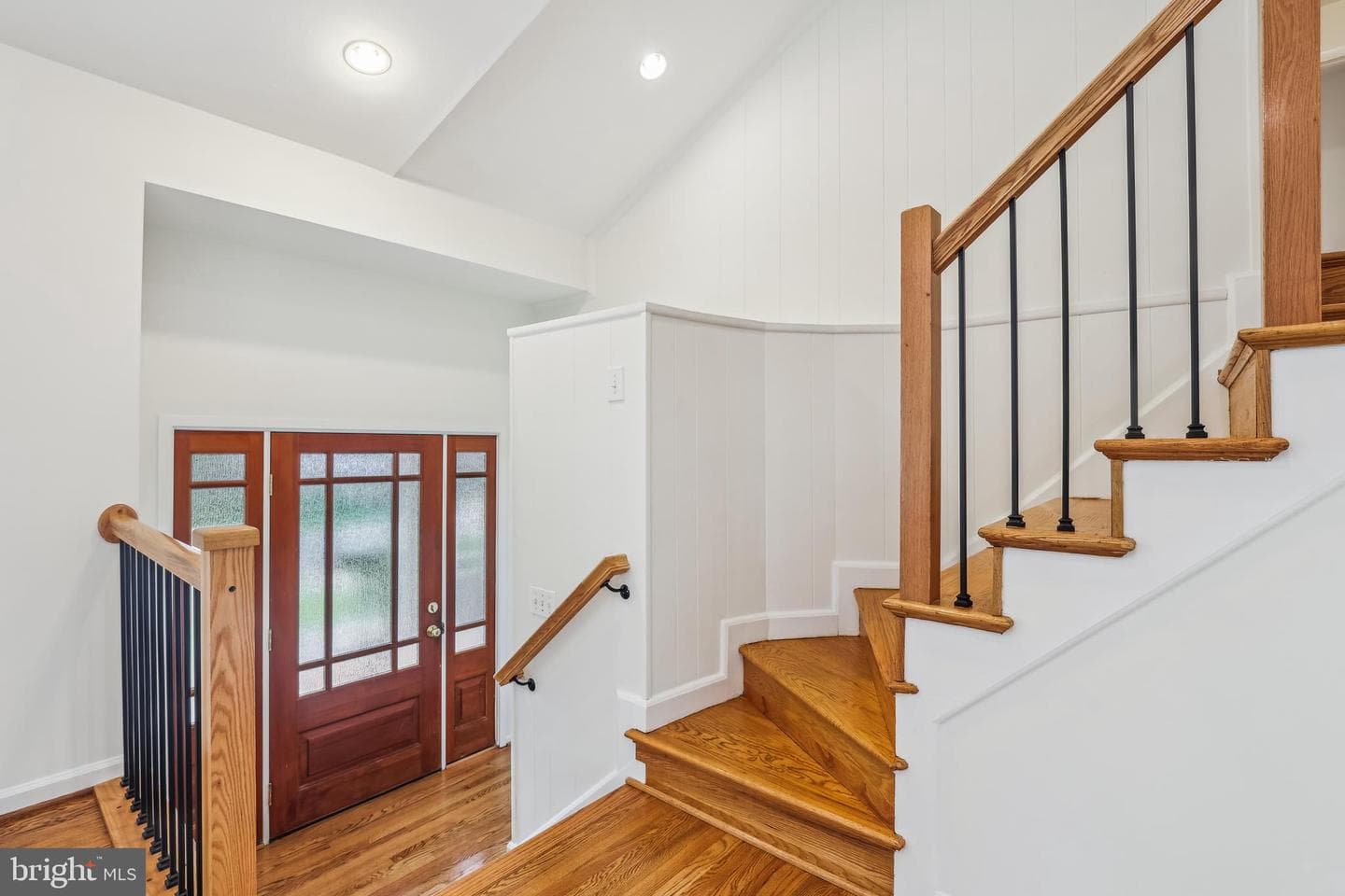 6503 Wilmett Road photo 5