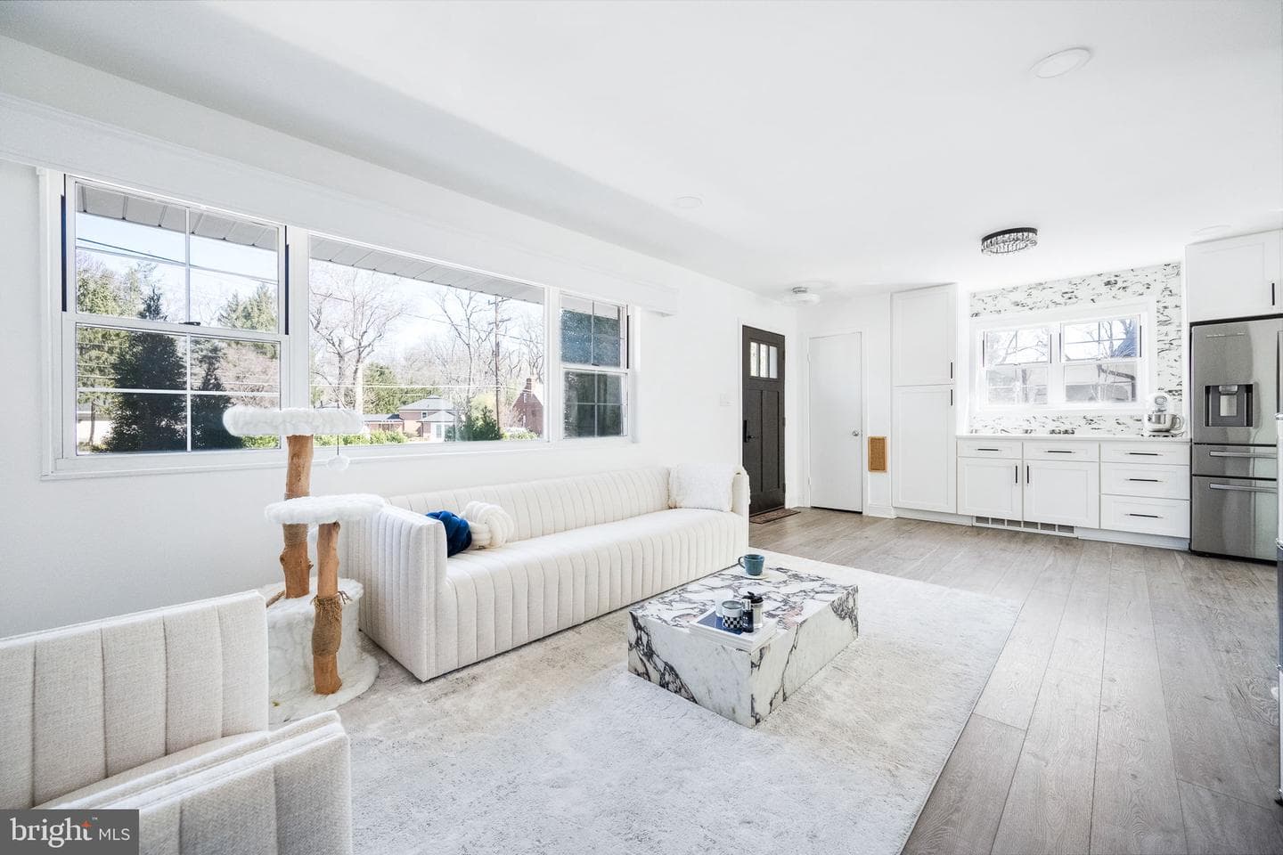 5020 River Road photo 5