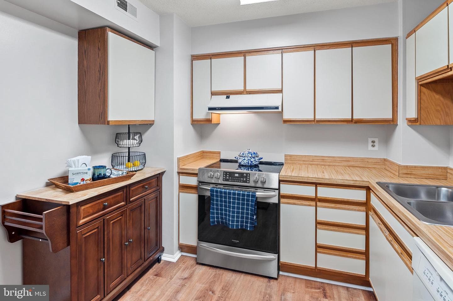 3330 N Leisure World Boulevard #5-1021 photo 19