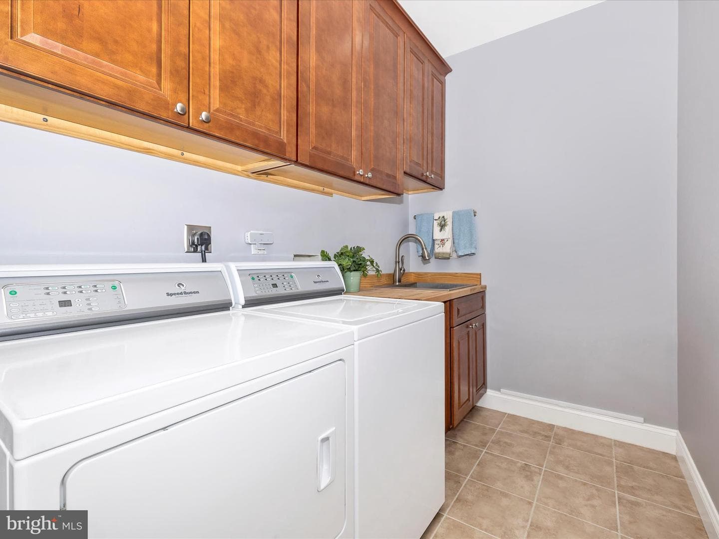 352 Ridge Road photo 16