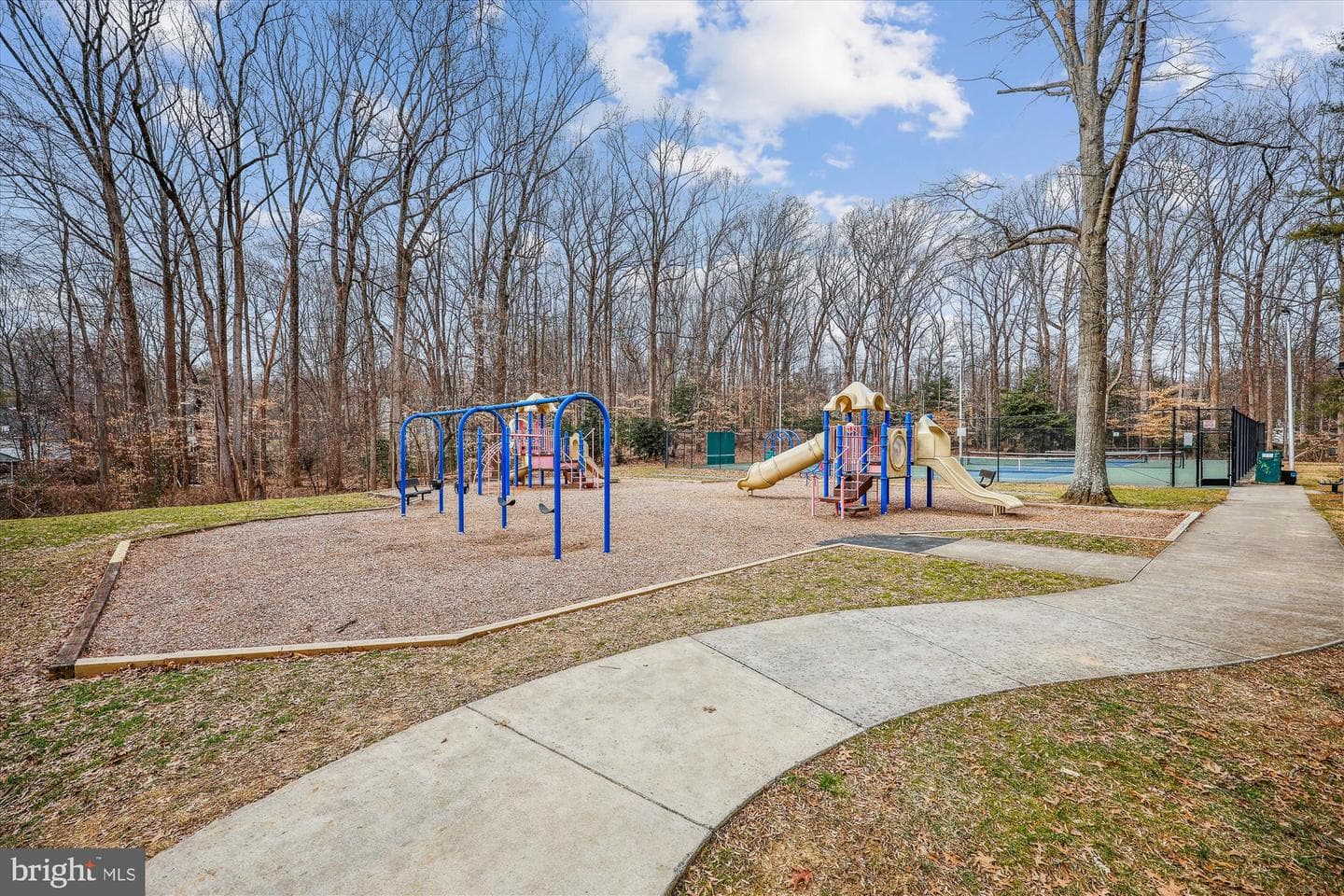 7870 Archbold Terrace photo 43