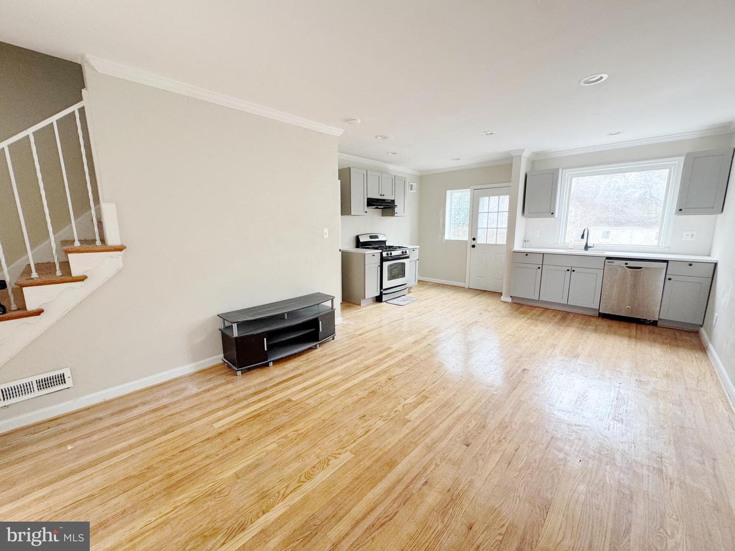 11969 Andrew Street photo 3