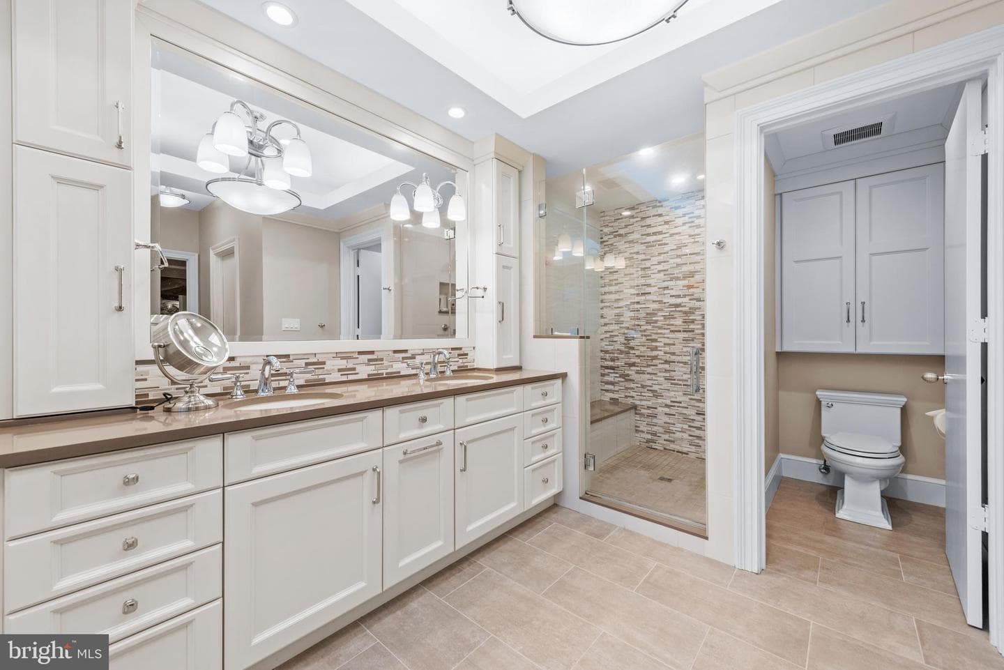 10041 Chartwell Manor Court photo 31
