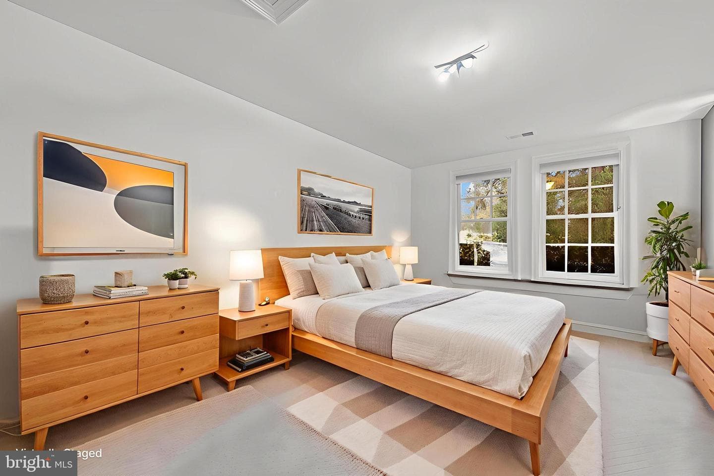 10041 Chartwell Manor Court photo 44