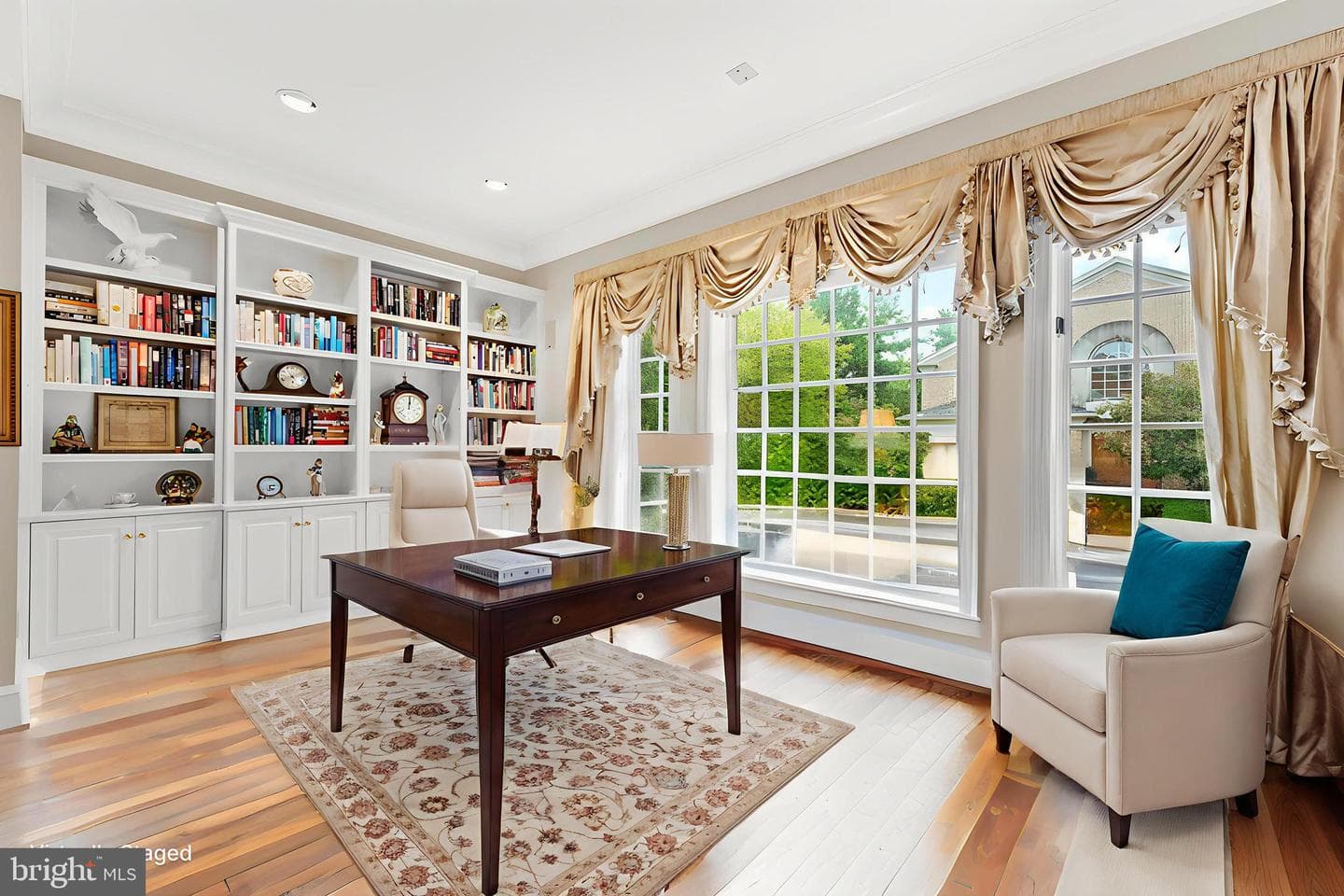 10041 Chartwell Manor Court photo 7
