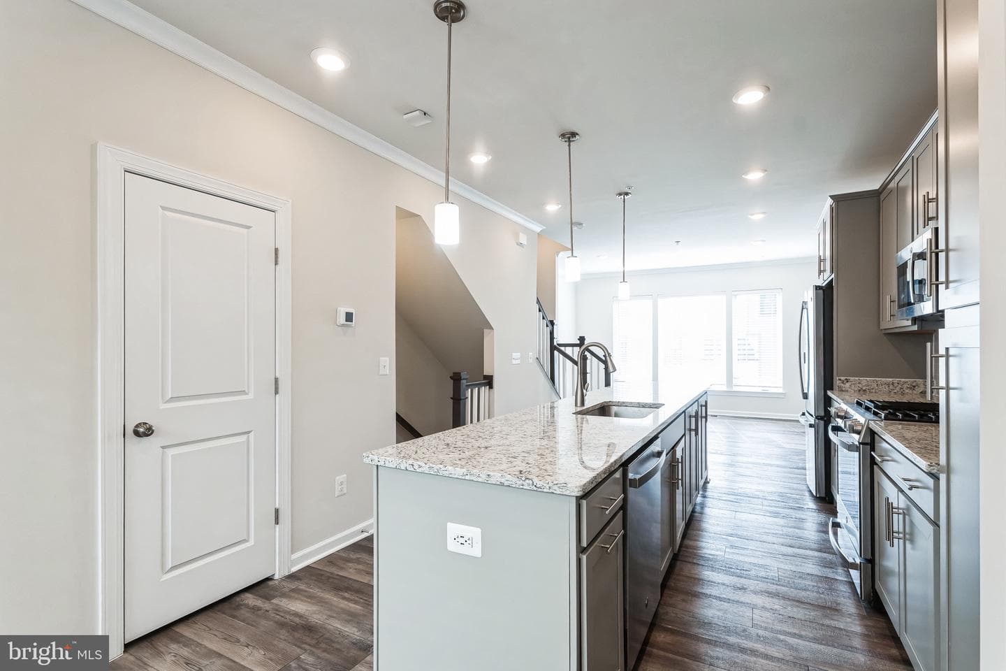 8171 Tompkins photo 6