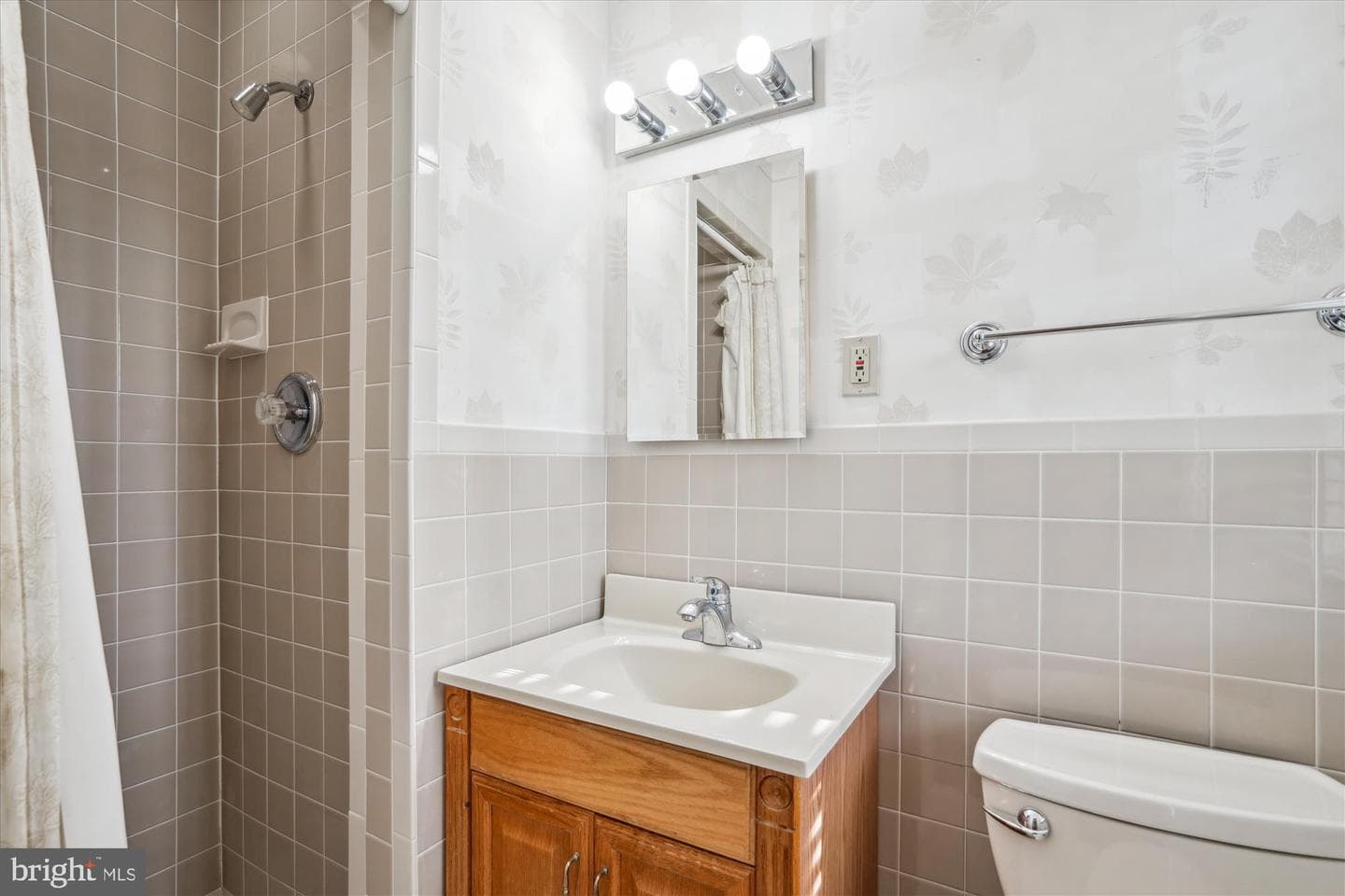 404 Neale Court photo 19