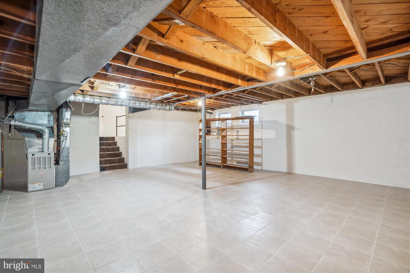 404 Neale Court photo 25