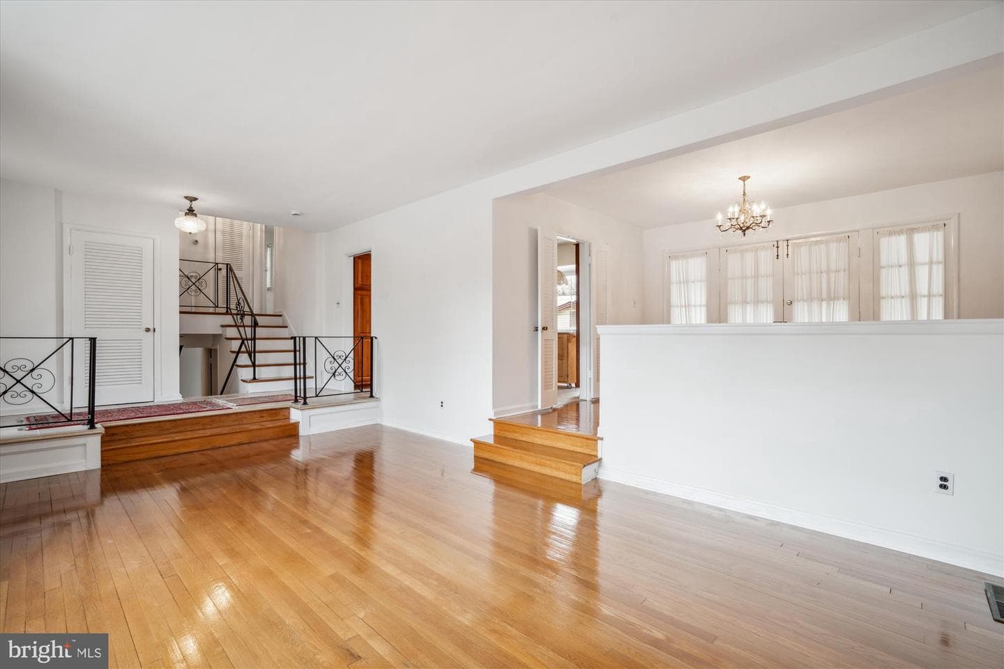 404 Neale Court photo 5
