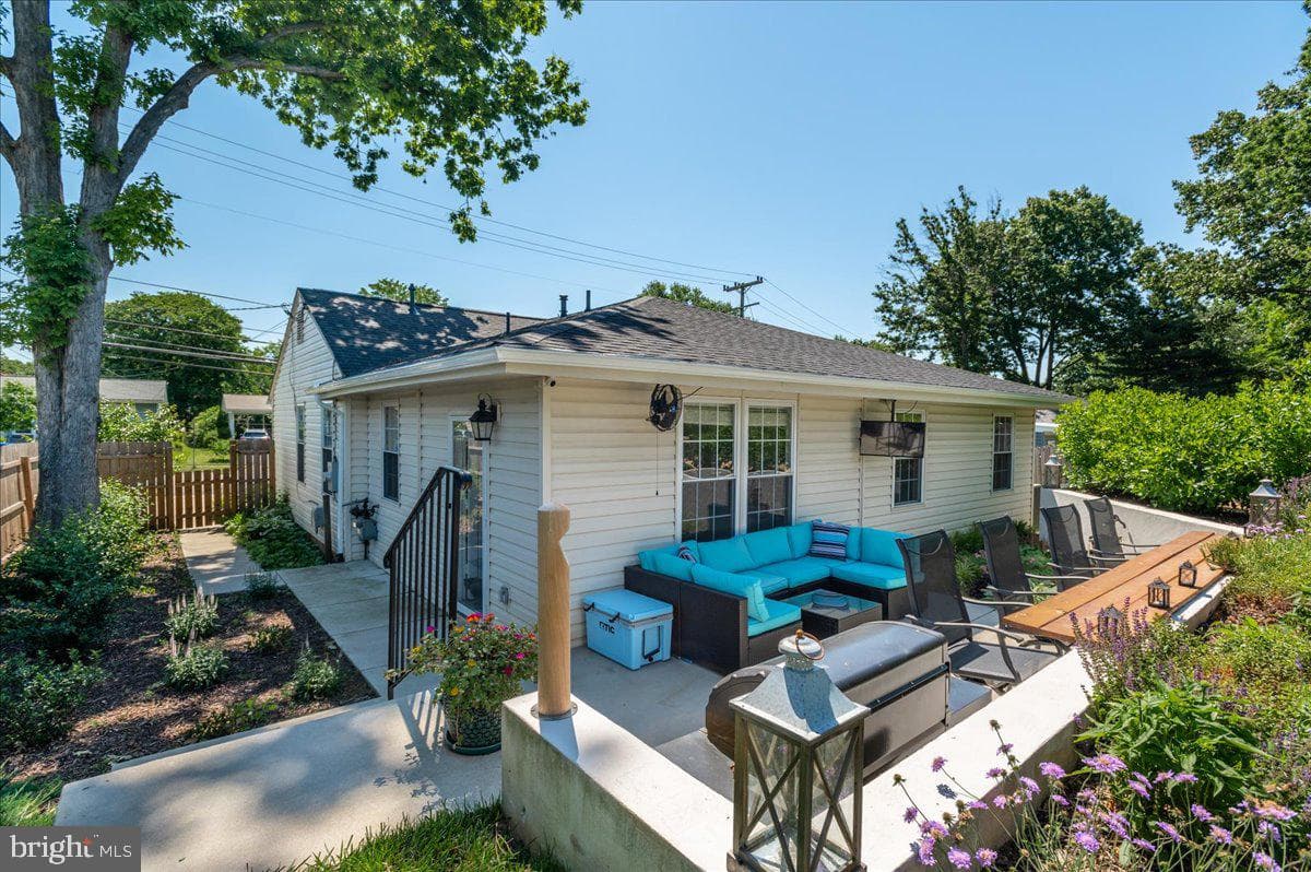 826 1st Street photo 38