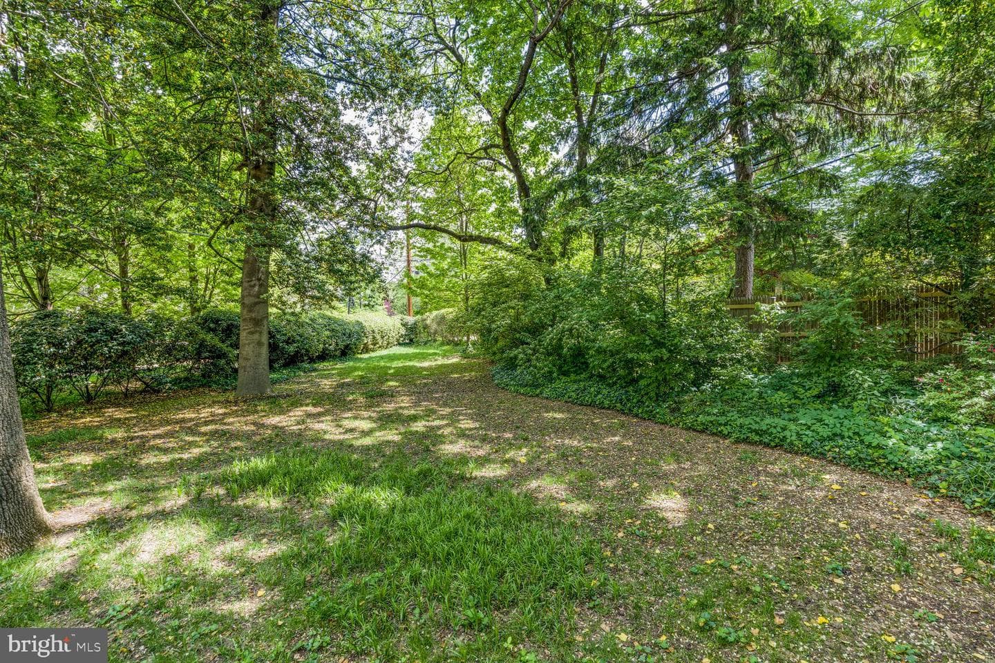 4300 Willow Lane photo 3