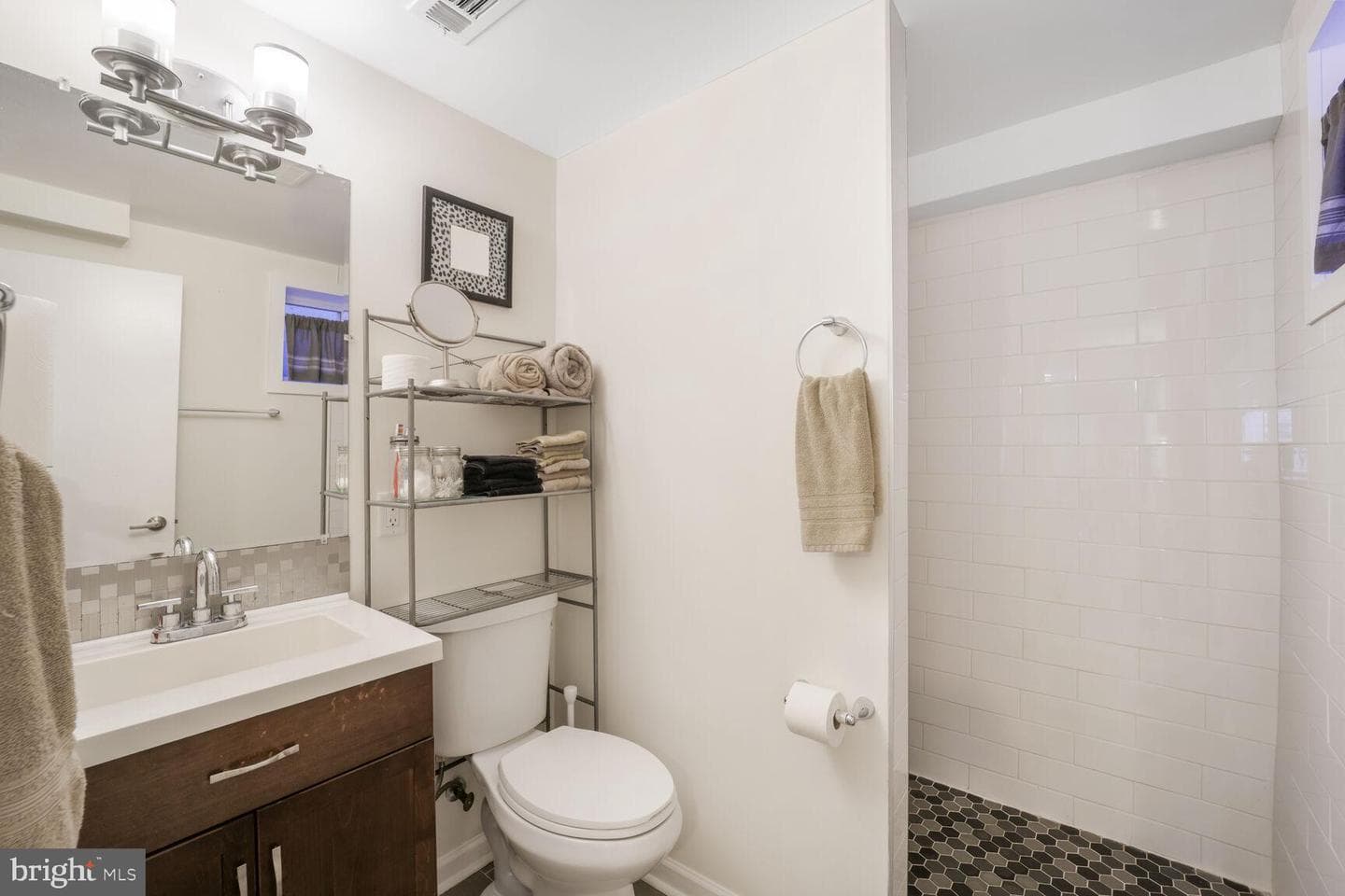 302 Belton Road photo 19