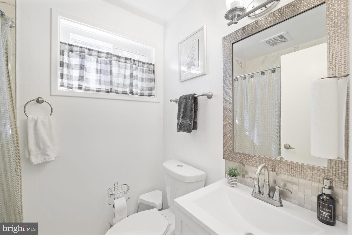 302 Belton Road photo 20